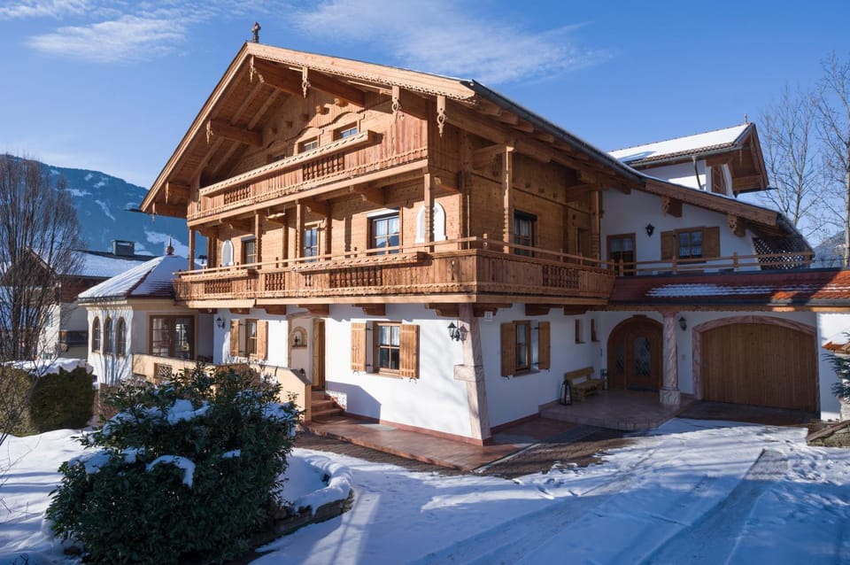 Property building, Winter