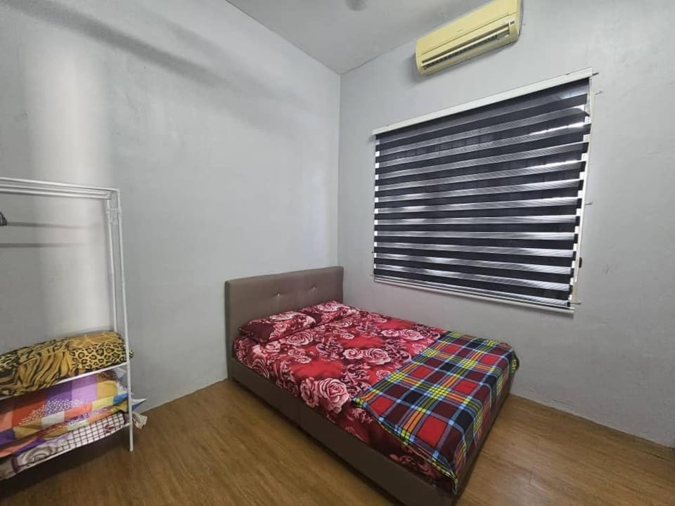 Bedroom, air conditioner