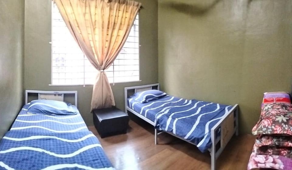Bedroom, air conditioner