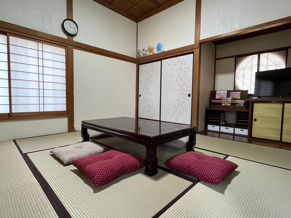 Communal lounge/ TV room, Living room