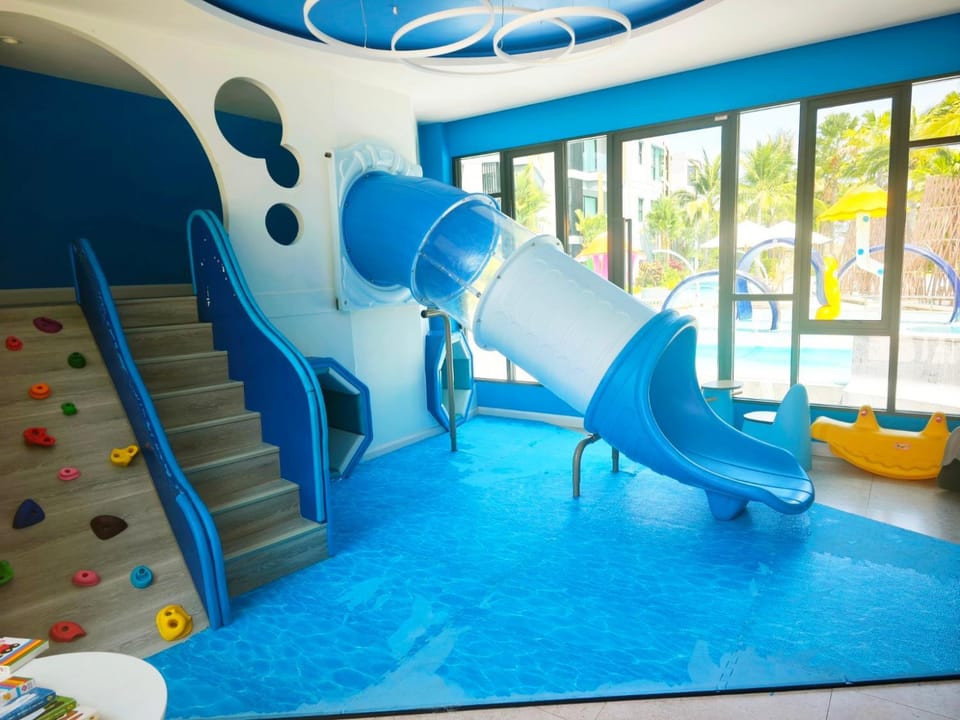 Carapace Hua Hin Beach Club Condo Apartment in Nong Kae