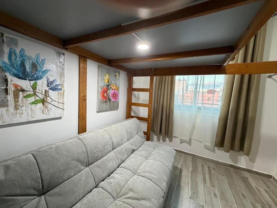 Acogedor depa, en calle cerrada, cerca del centro Apartment in Santiago de Queretaro