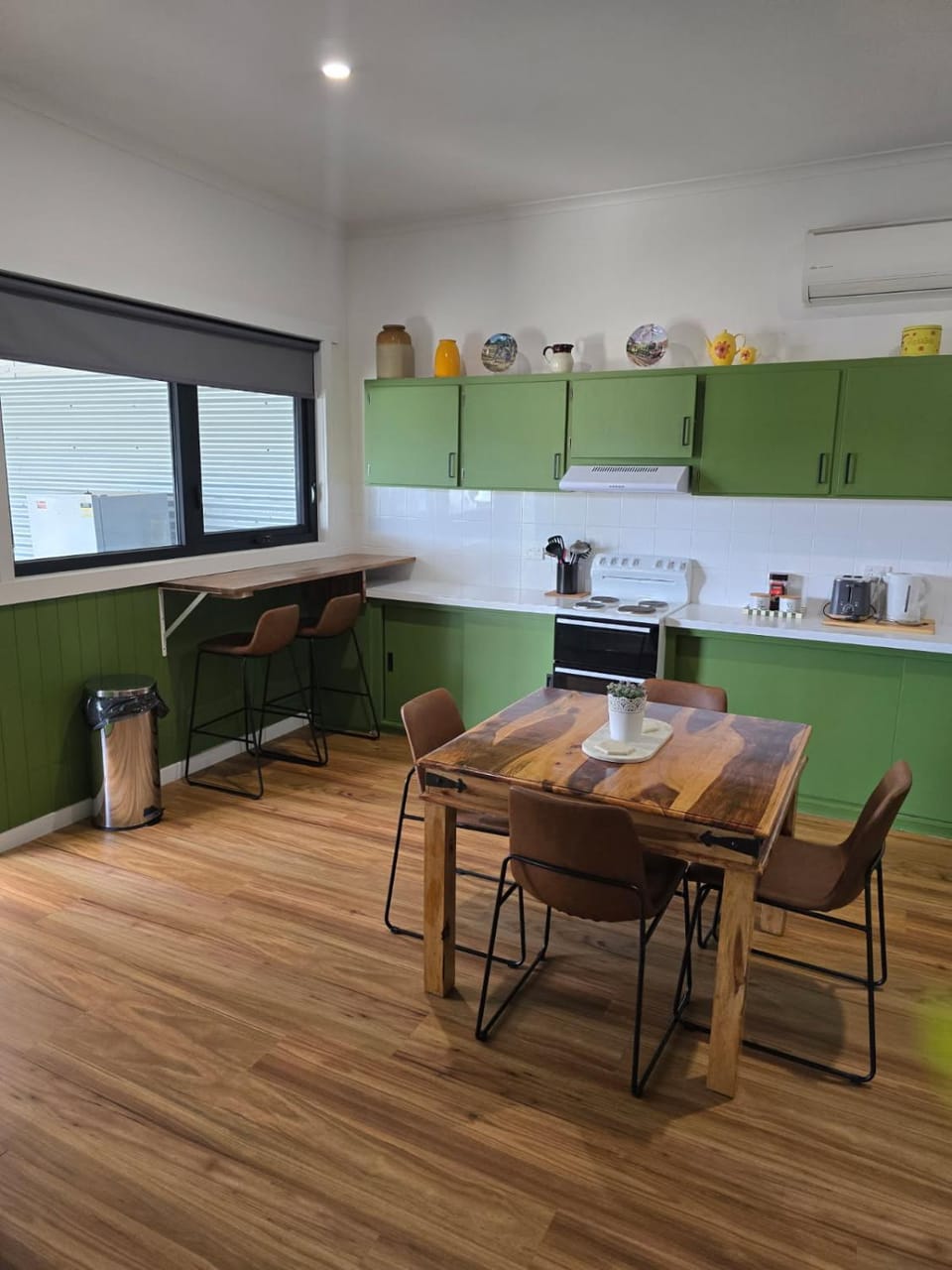The Cozy Cottage-With elevated views Bed and Breakfast in Queenstown