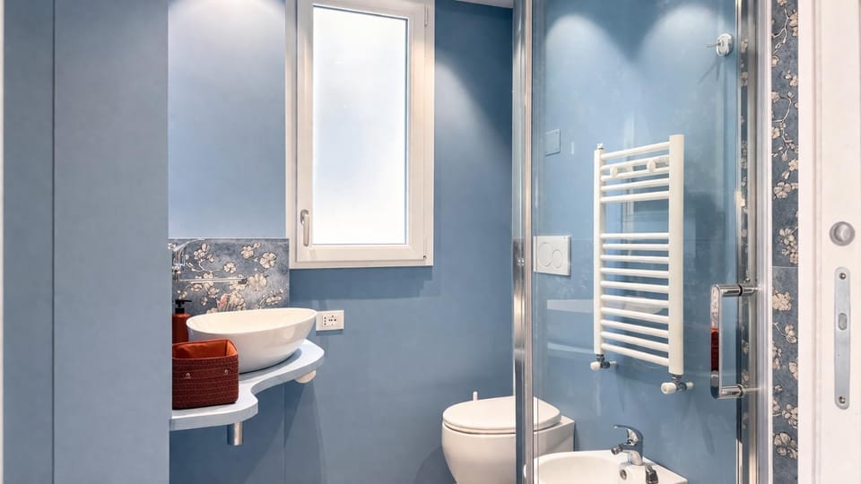 Free parking - 5 minutes from the sea - 2 minutes from the station Apartment in Bogliasco