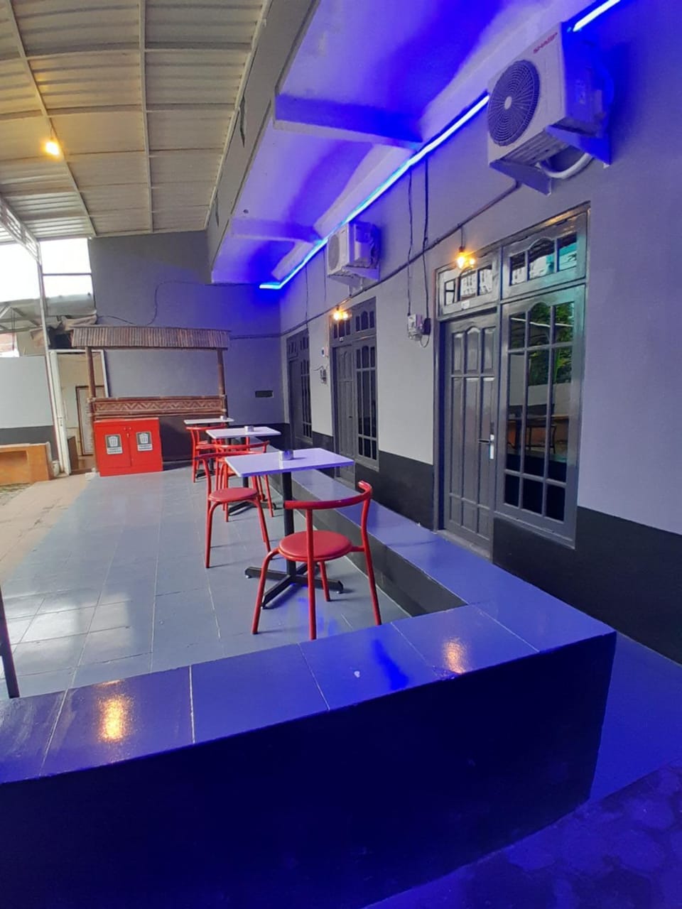 Seating area