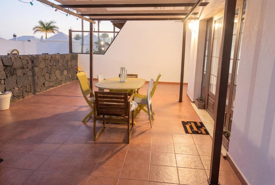 Patio, Day, Balcony/Terrace