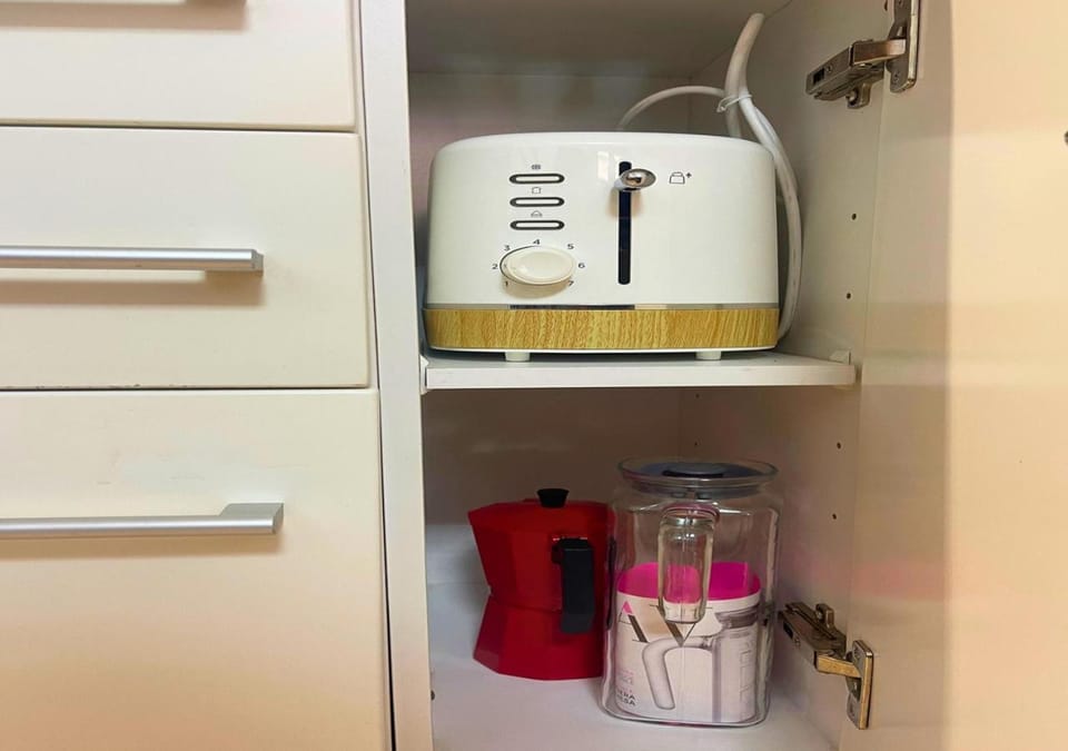 Coffee/tea facilities, Kitchen or kitchenette