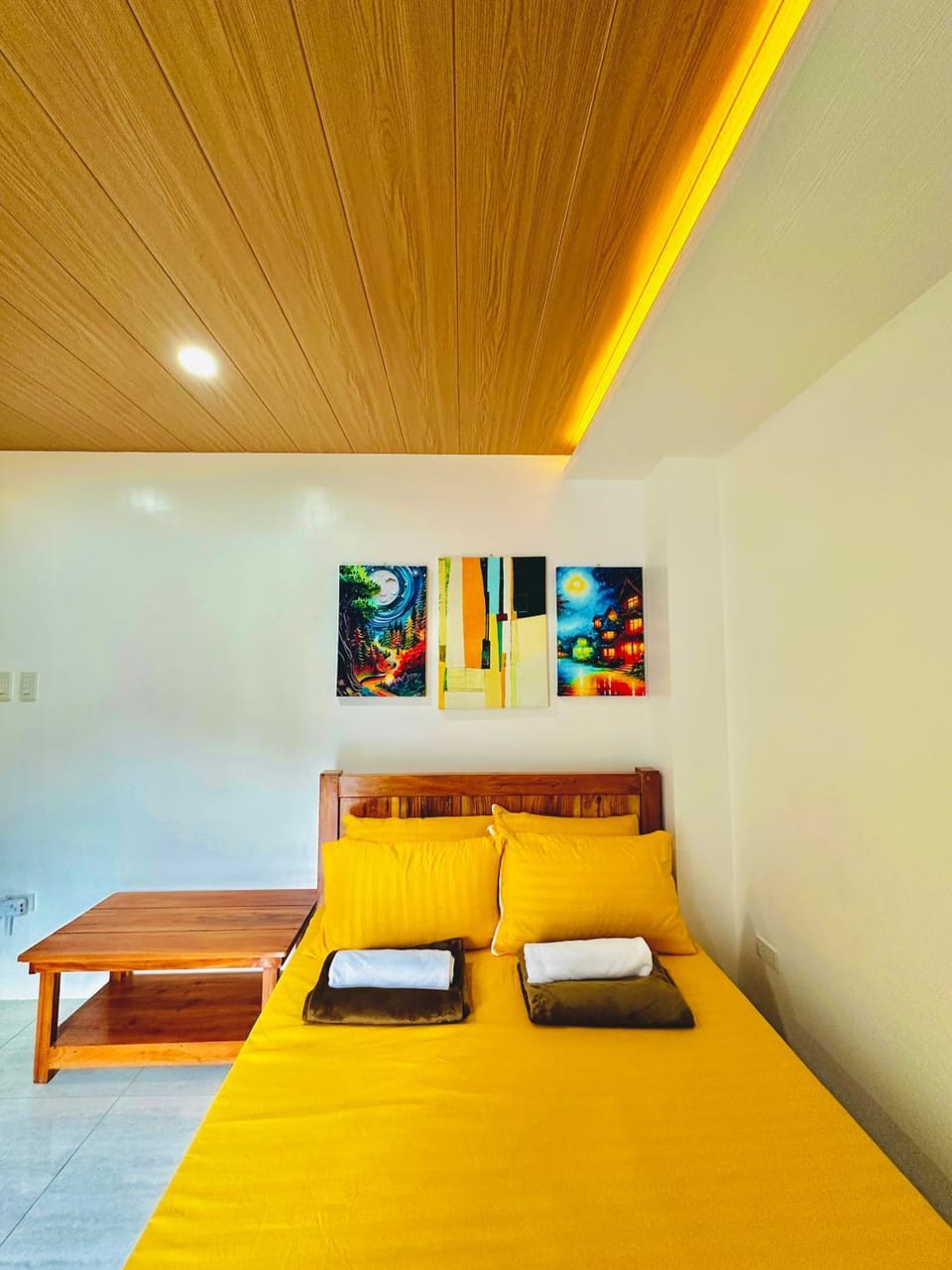 Baguio House 3 Floors 4 BR Free Parking House in Baguio