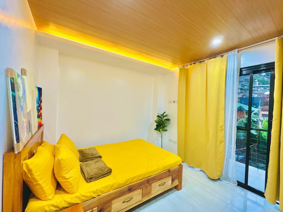 Baguio House 3 Floors 4 BR Free Parking House in Baguio