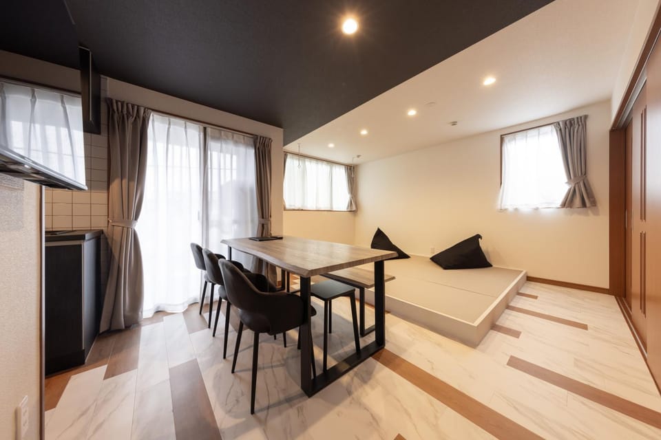 Living room, Dining area