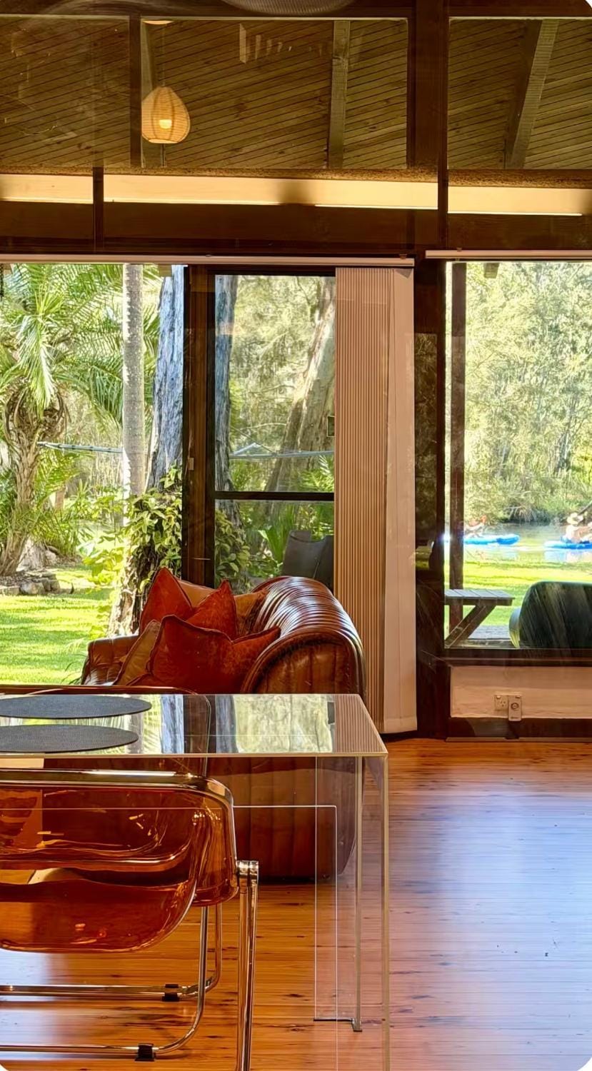 Lake front, mid-century house with sauna 3 House in Central Coast
