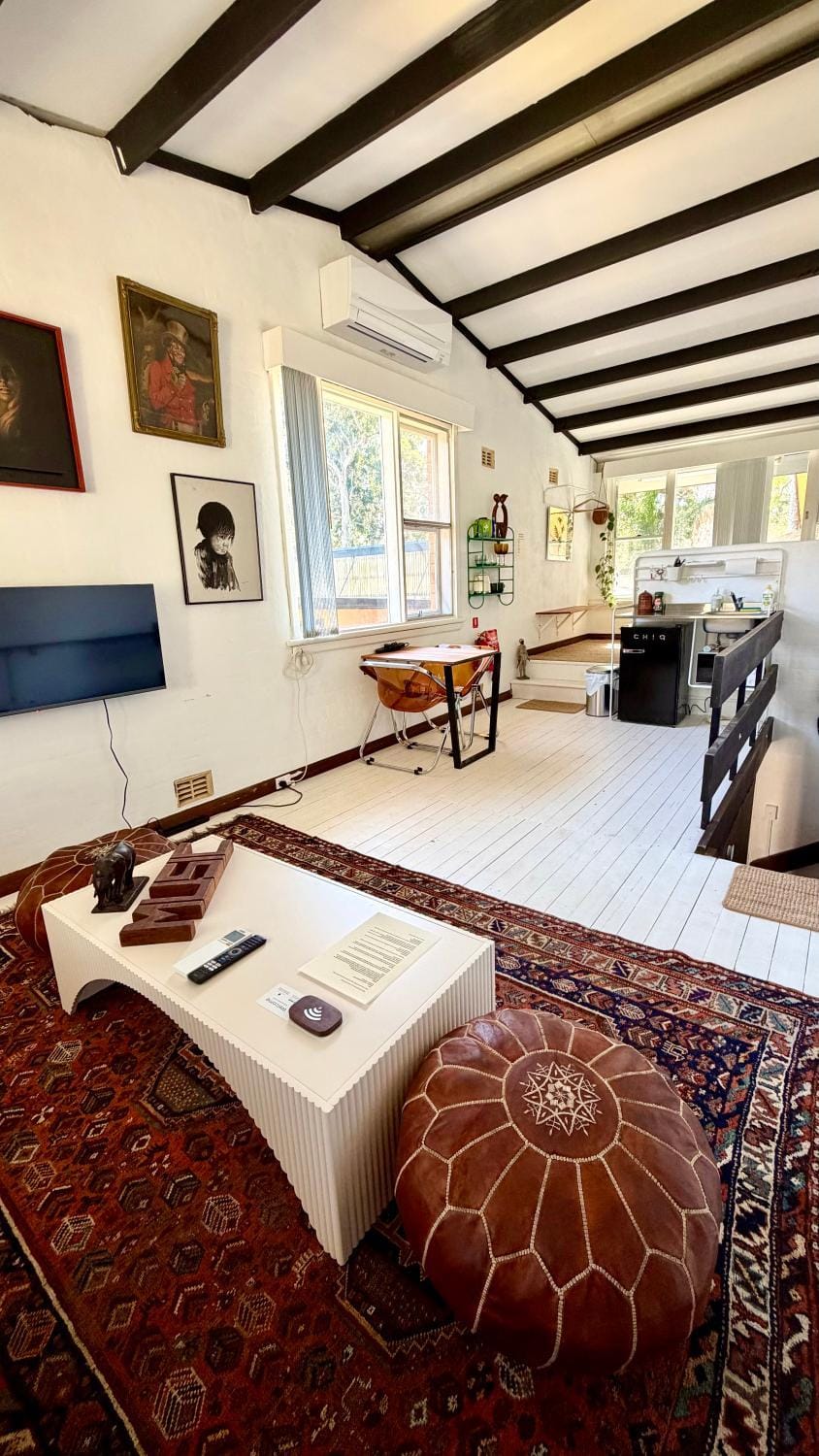 MELLOW TREES Lake front studio with sauna Villa in Central Coast