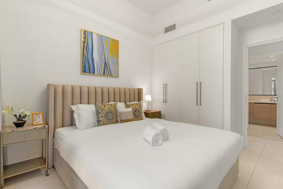 FIRST CLASS 3BR Near Burj Khalifa & Dubai Mall Apartment in Dubai