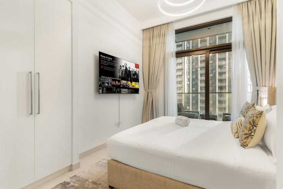 FIRST CLASS 3BR Near Burj Khalifa & Dubai Mall Apartment in Dubai
