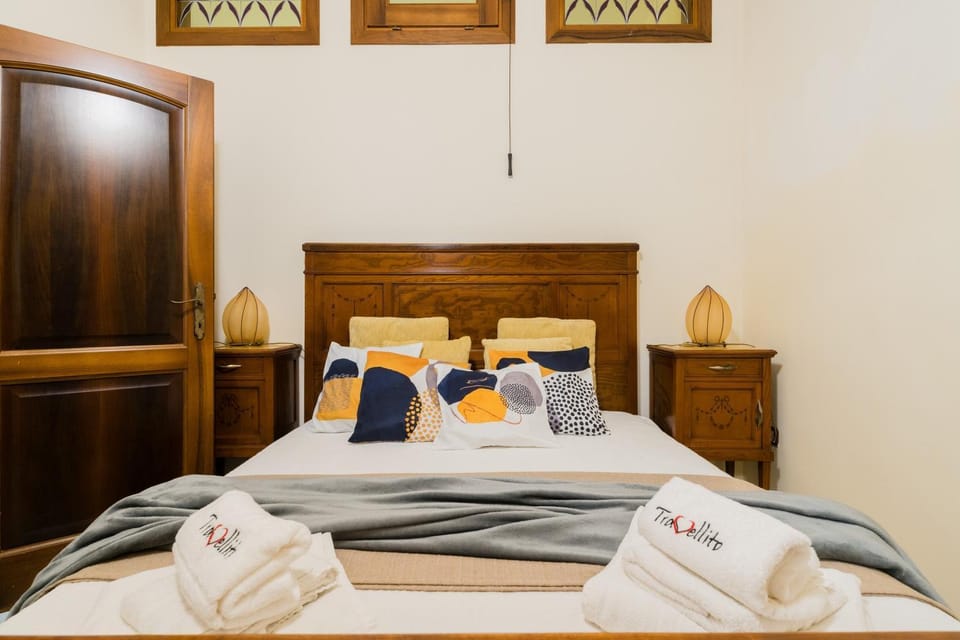 Living room, Bedroom
