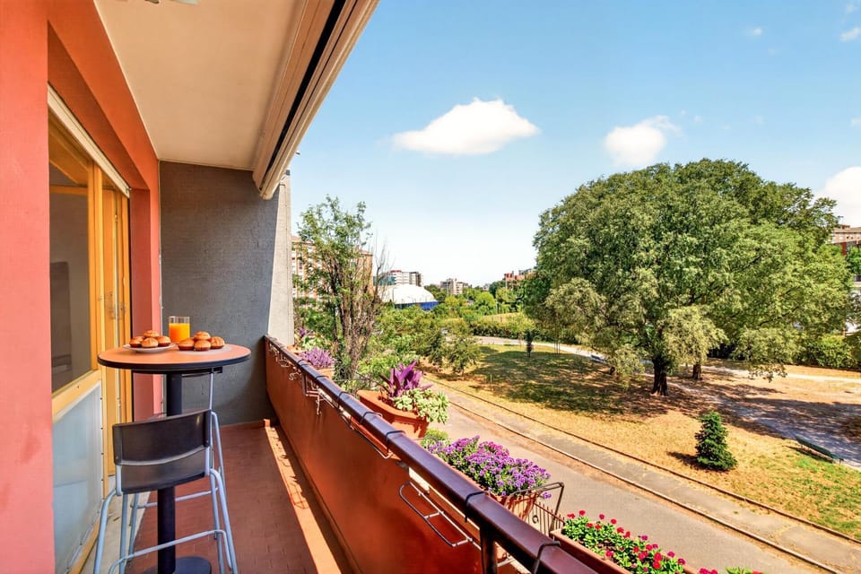 Urban House Romolo Garden View - Navigli Milano Apartment in Milan