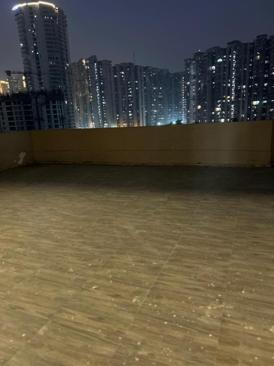 omsai Apartment in Noida