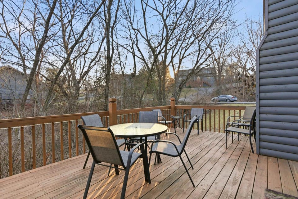The Travelers Nest For 8 House in Branson