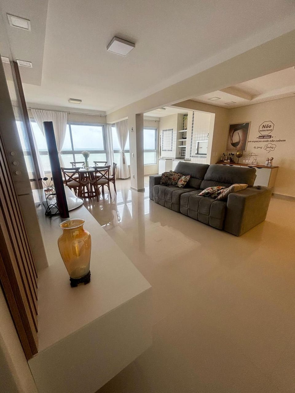 Apartamento frente mar com 3 suítes!! Apartment in Barra Velha