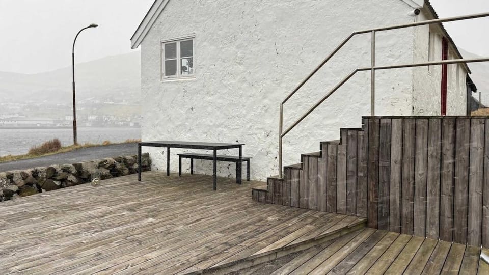 Válur Cozy Cottage Apartment in Europe
