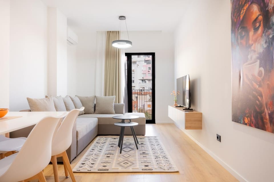 TV and multimedia, Living room, Seating area