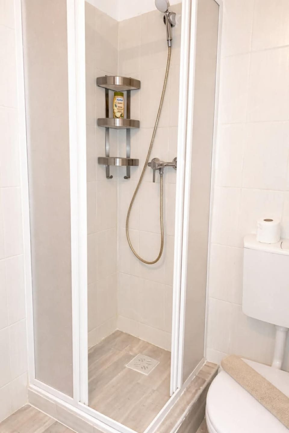Metropolitan Room Apartment in Budapest