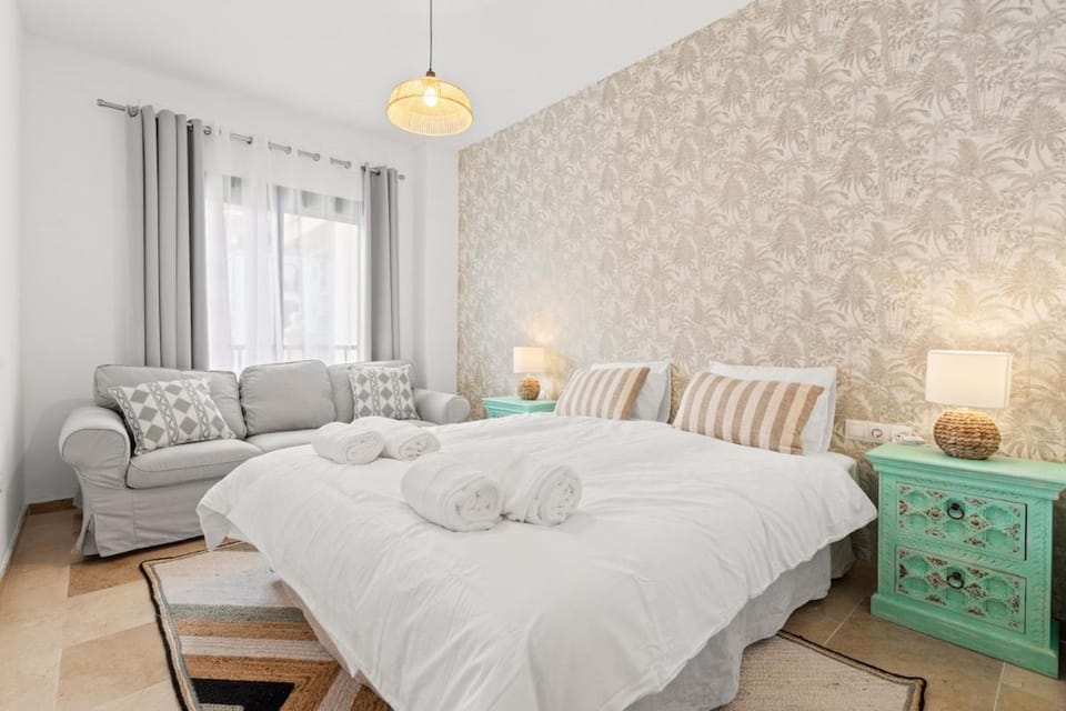 Bright apartment next to the beach Apartment in Costa del Sol