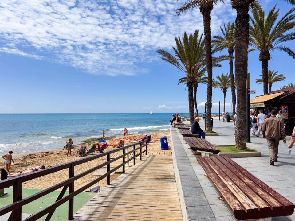 118 Casa Alicia - Alicante Holiday Apartment in Torrevieja