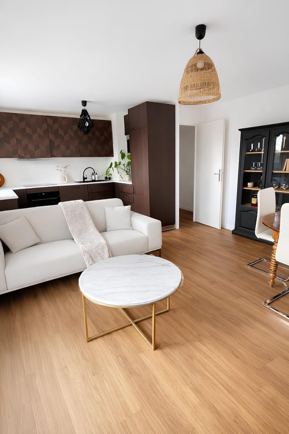 View (from property/room), Balcony/Terrace, Balcony/Terrace, Living room, Seating area