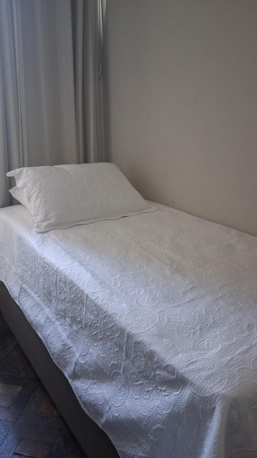 VAL - Copacabana Apartment in Rio de Janeiro