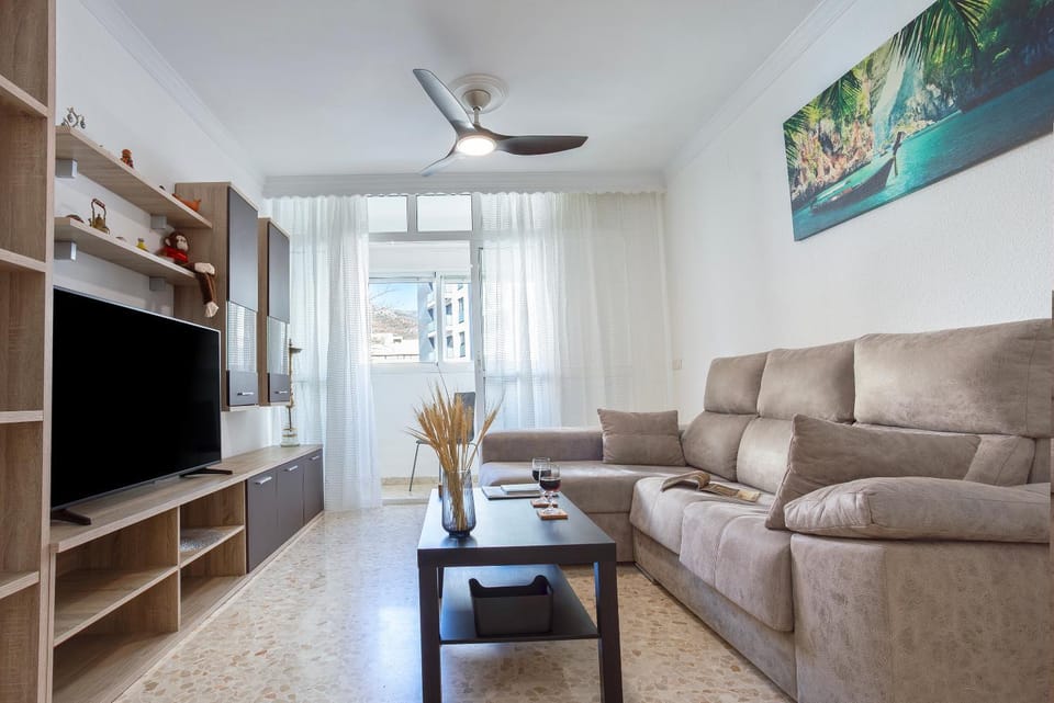 Property building, TV and multimedia, Living room