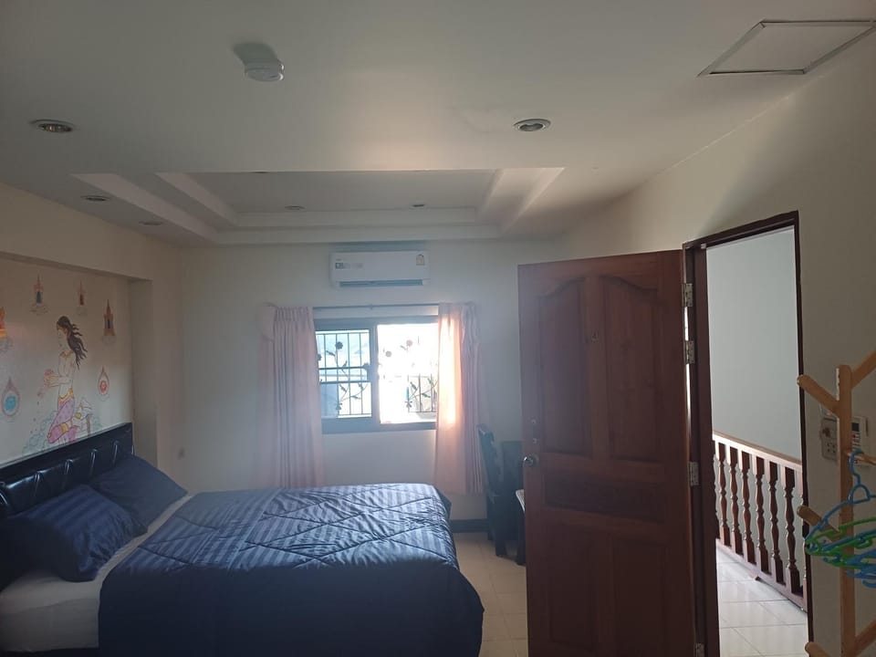 Skippers inn pier 55 Bar&Guesthouse Hotel in Hua Hin District