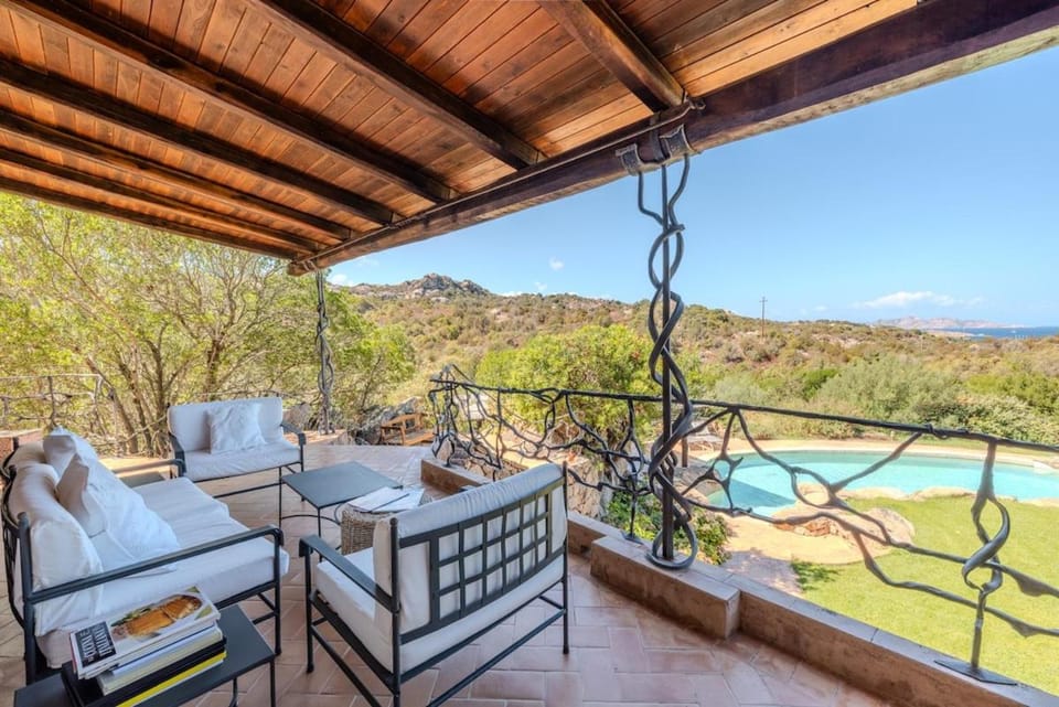 Villa Tahiti - Porto Cervo - pool with sea view Villa in Rome