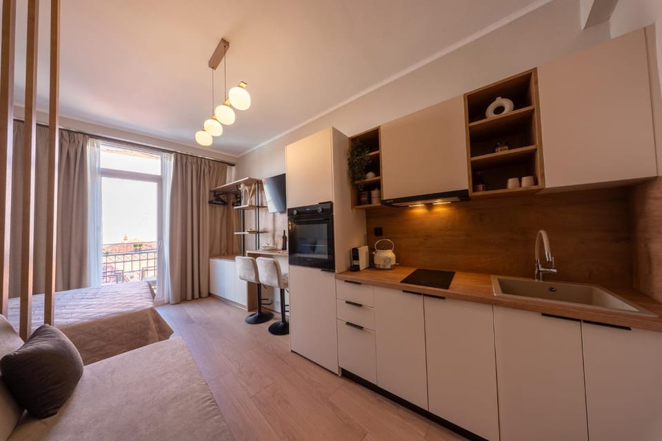 TV and multimedia, Kitchen or kitchenette, stove