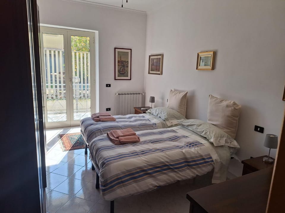 Bed, Bedroom, towels, wardrobe, air conditioner