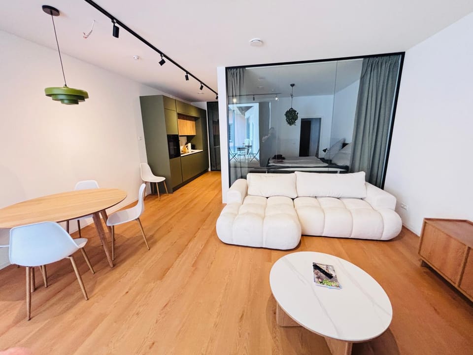 LAKE Loft Living - Pflummernhaus Apartment in Überlingen