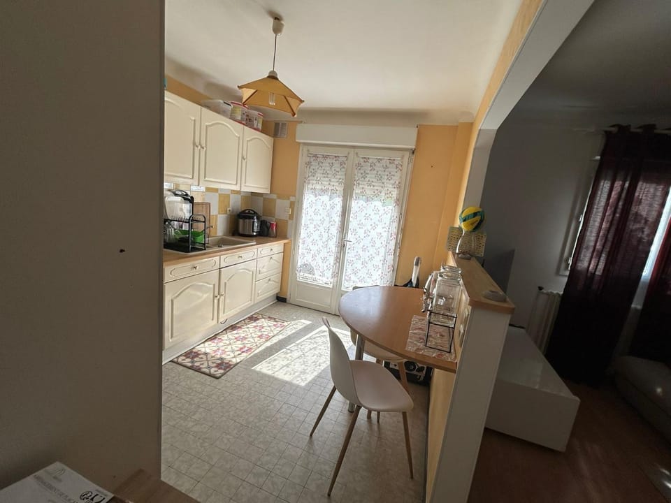 Made 1 Vacation rental in Le Mans