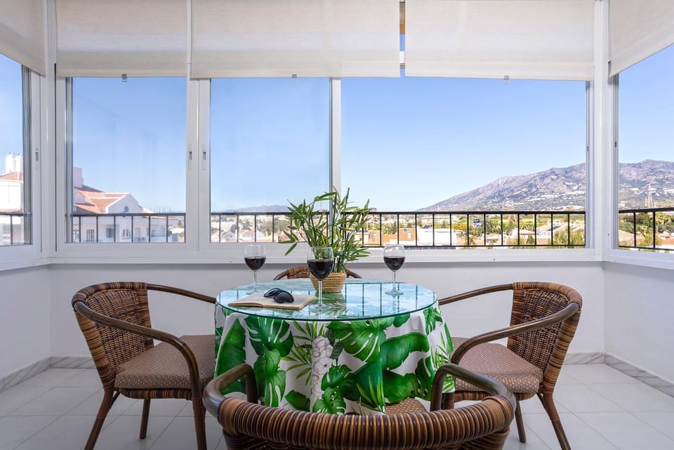 Day, Balcony/Terrace
