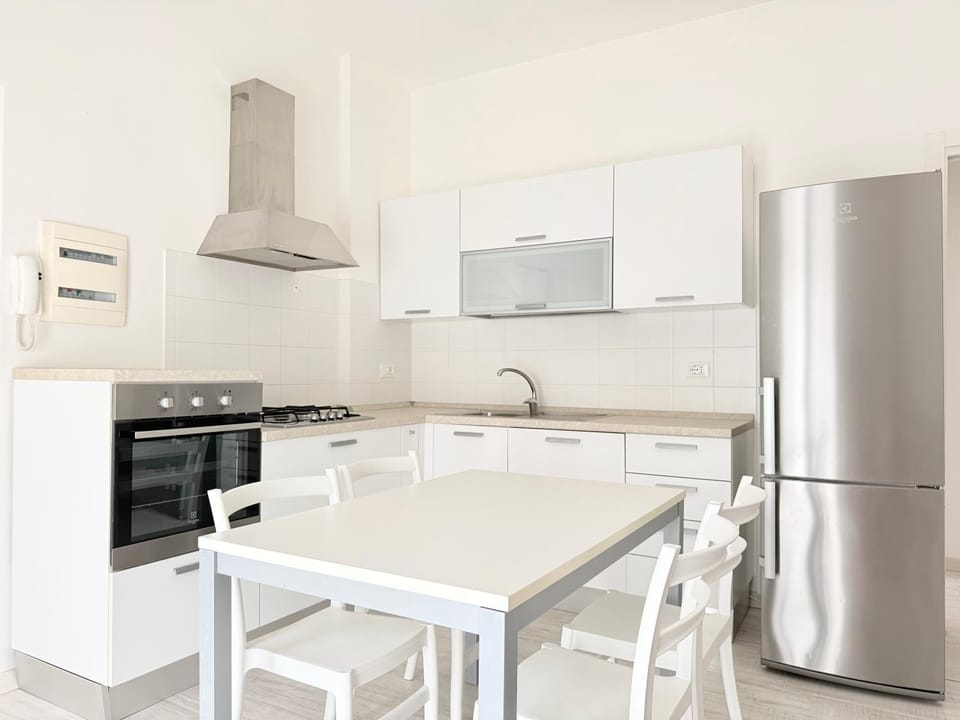 S027 - Sirolo, nuovo trilocale in centro con aria condizionata Apartment in Sirolo