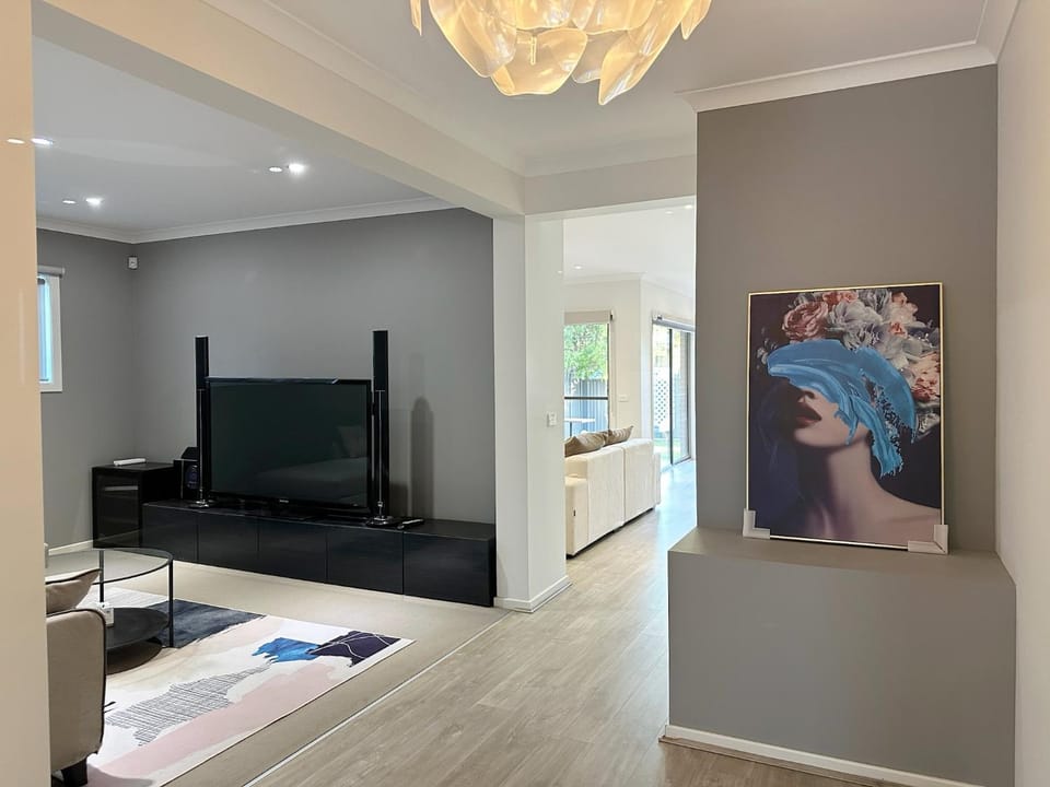 TV and multimedia, Living room