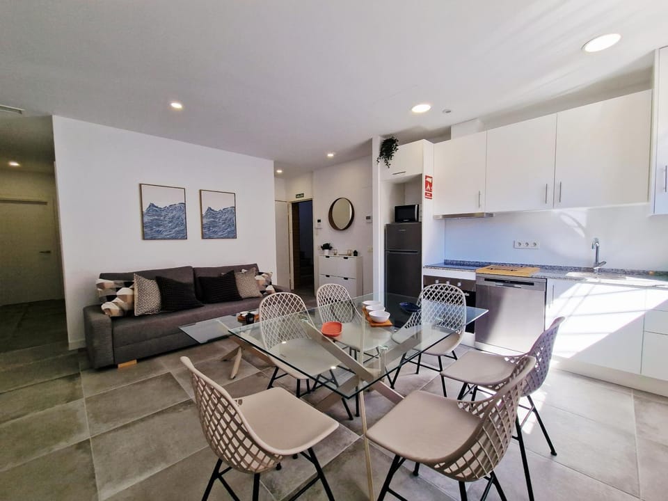 Alquiler temporal Residencial Altamira Plus 2 hab 2 baños Apartment in Malaga