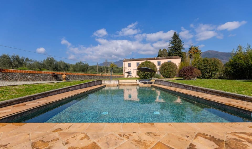 Property building, Natural landscape, Garden, Garden view, Pool view, Swimming pool