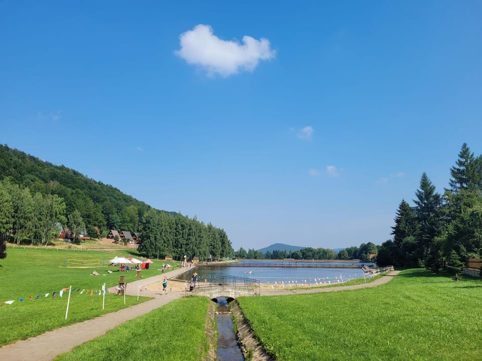 Apartament nad Zalewem Przy Guzowatej Apartment in Lower Silesian Voivodeship