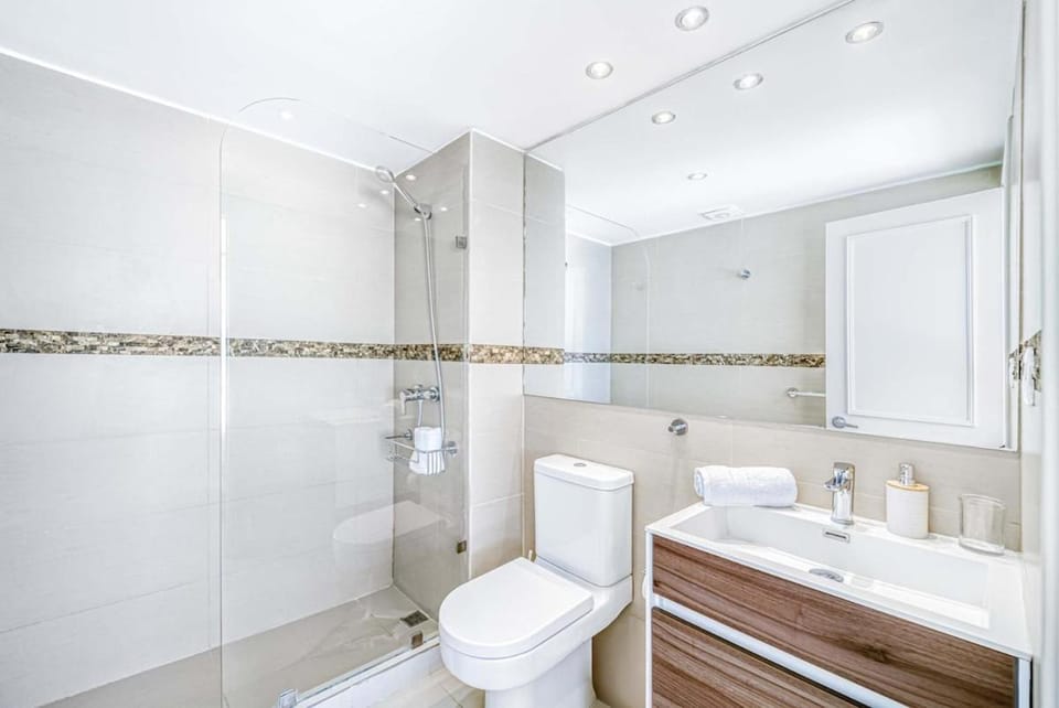 Cochoa View 3D Oceanfront Apartment in Vina del Mar