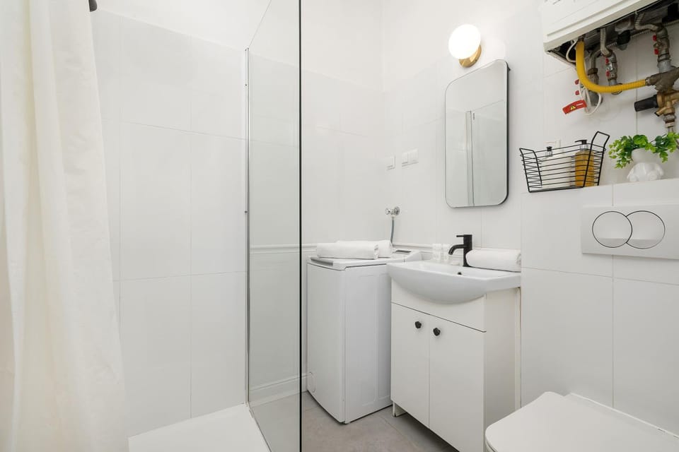 Shower, Bathroom, towels