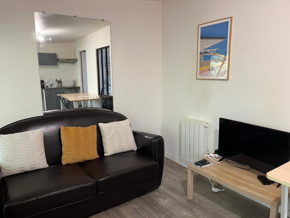 T2 Côté Jardin Apartment in Bordeaux