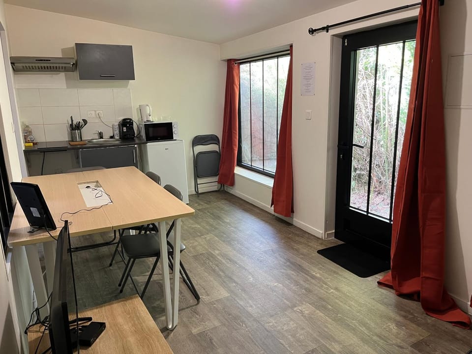 T2 Côté Jardin Apartment in Bordeaux