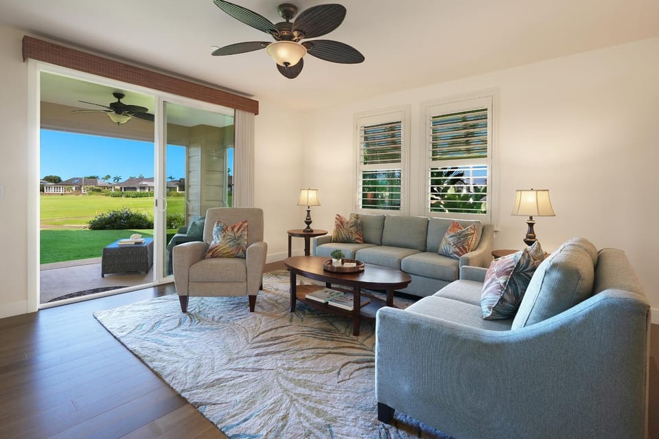 Day, Golfcourse, Balcony/Terrace, Living room, Seating area, furniture, air conditioner