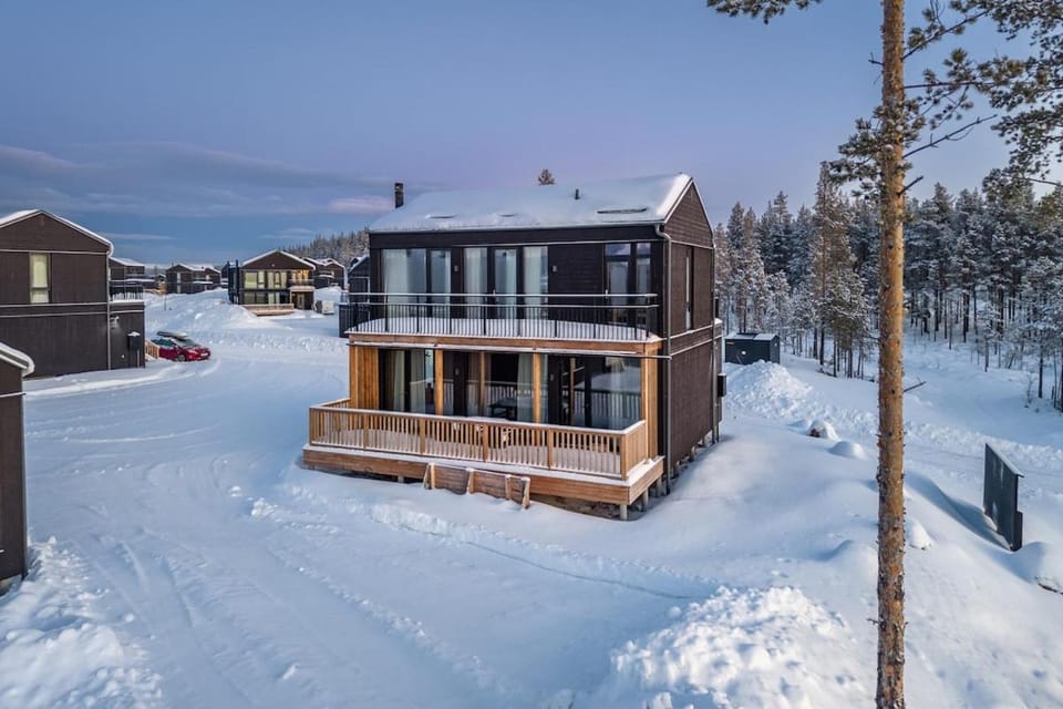 NORTH PARK VILLAS Luxury Panorama Villa with Private Sauna Villa in Innlandet