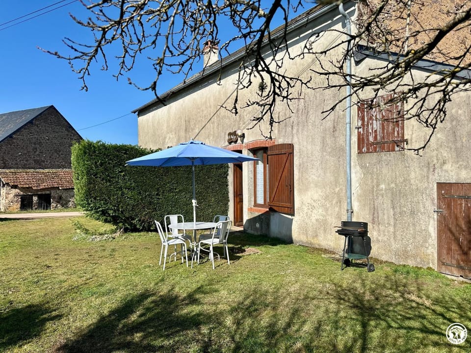 Le Refuge House in Bourgogne-Franche-Comté
